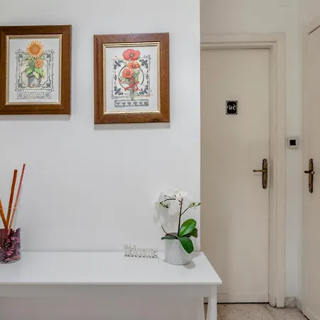 Casa Cristina Bright And Spacious Apartment